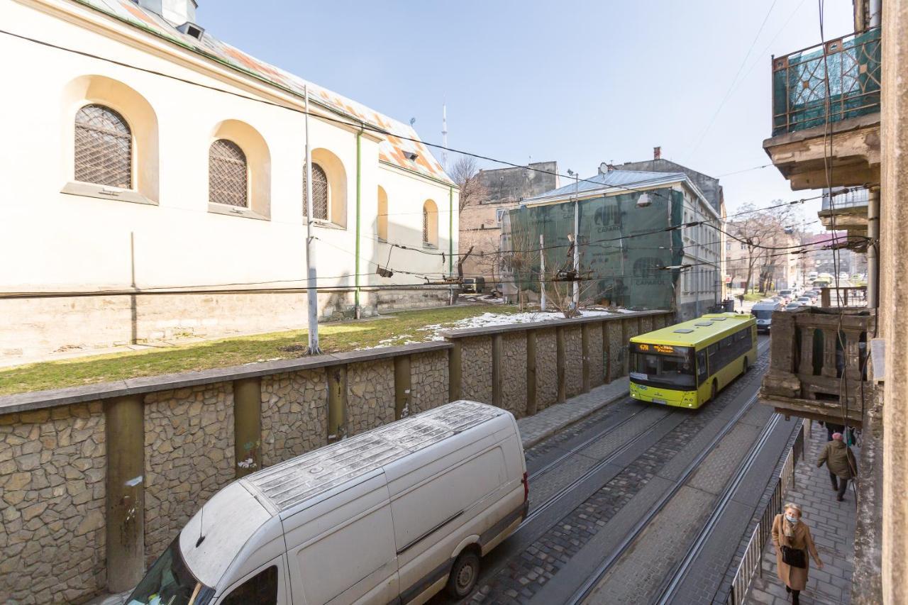 לבוב Квартира Студія Біля Оперного Театру По Вулиці Гонти 4-3А מראה חיצוני תמונה